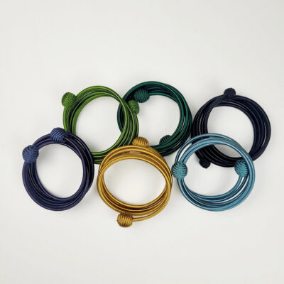 bracelet-spirale-en-fil-de-soie-fait-main-maroc-hirondellestore