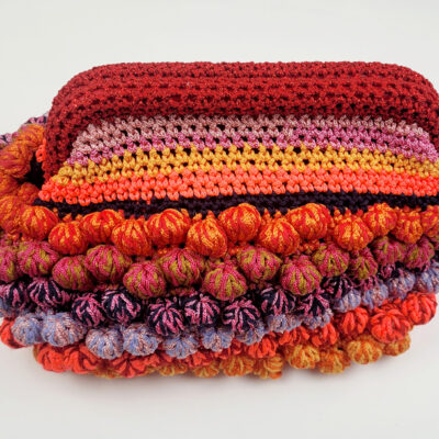 création artisanale,pochette en coton crochetée à la main avec doublure intérieure,la mode.