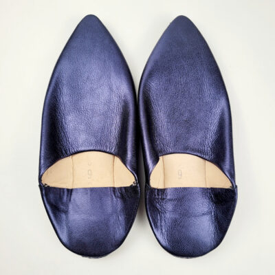 babouche-pointue-en-cuir-blue-nuit-brillant-hirondellestore