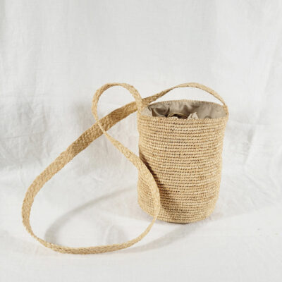 petit sac seau en raphia naturel,la mode,création artisanale